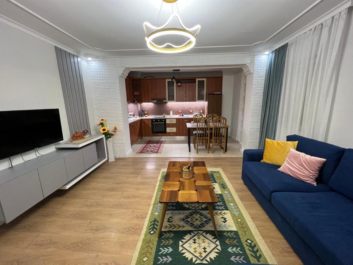 Chestnut Yard Villa Tirana Bagian luar foto