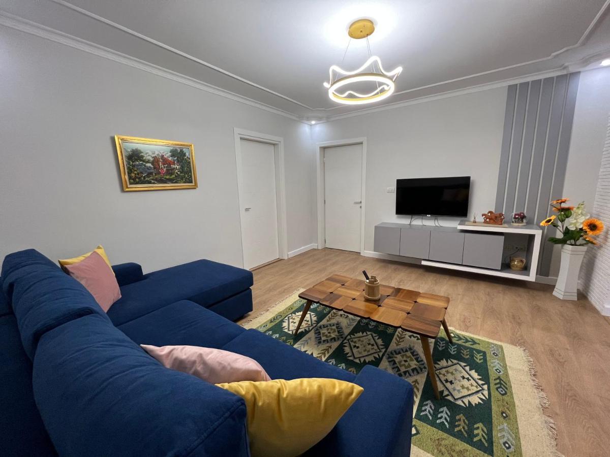 Chestnut Yard Villa Tirana Bagian luar foto