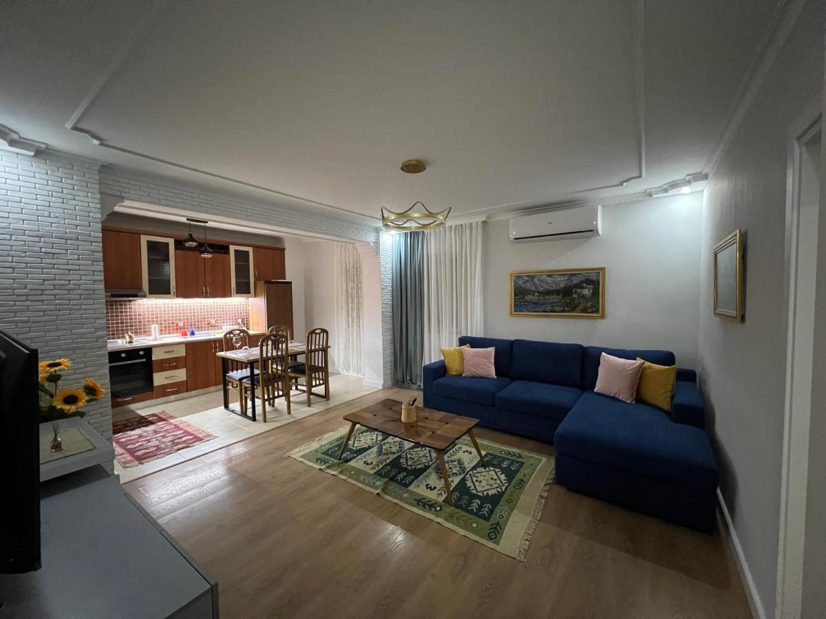 Chestnut Yard Villa Tirana Bagian luar foto