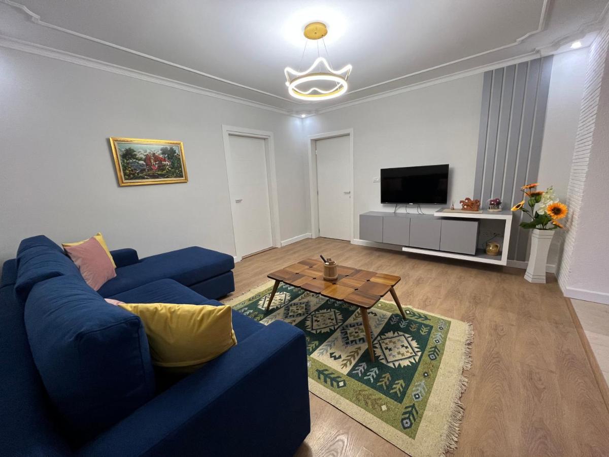 Chestnut Yard Villa Tirana Bagian luar foto